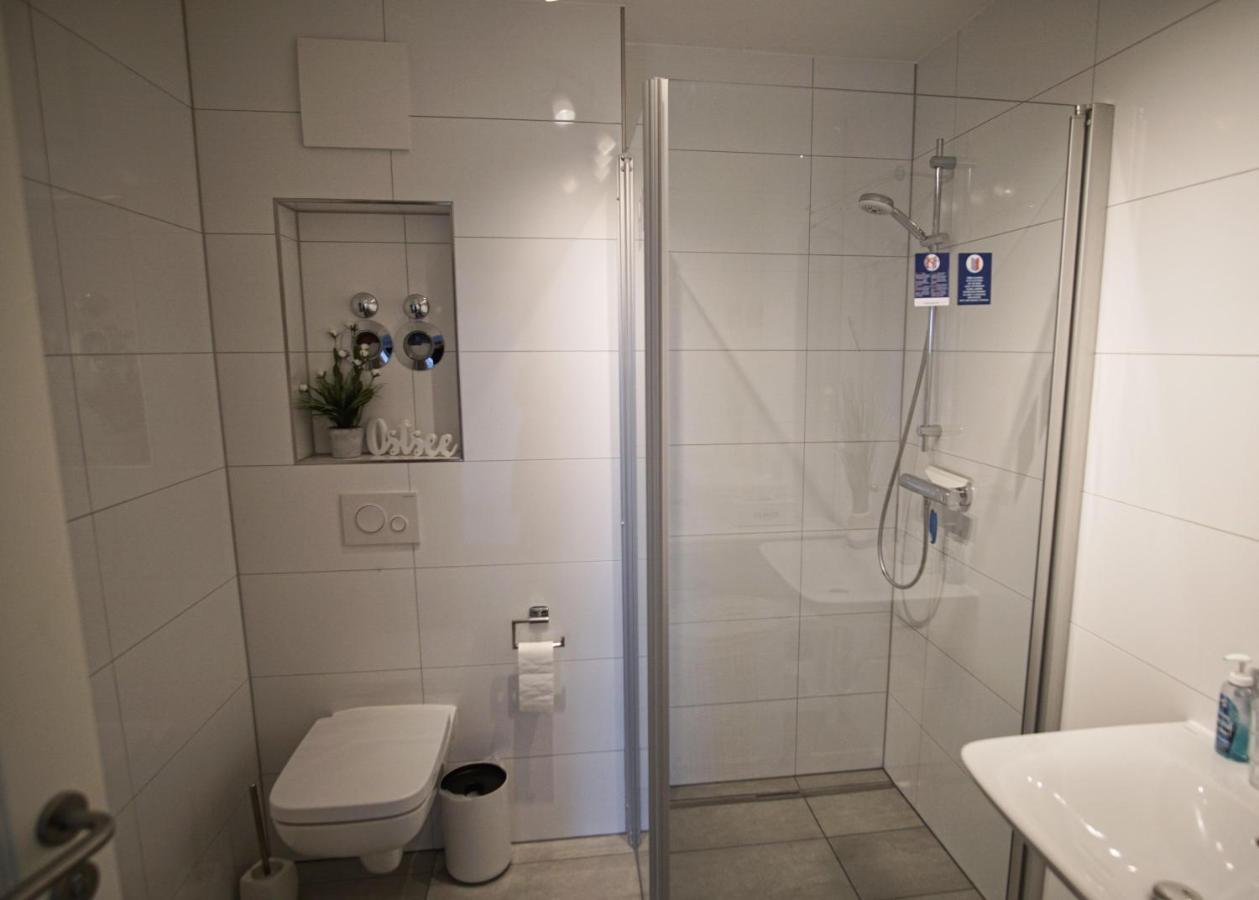 גוהרן Mit Meerblick Und Balkon, Gratis Nutzung Vom Ahoi Erlebnisbad Und Sauna In Sellin - Meeresblick Fewo 48 מראה חיצוני תמונה